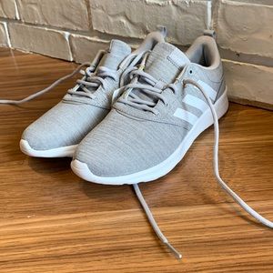 Brand New Adidas QT Racer 2.0 Shoes - Size 8